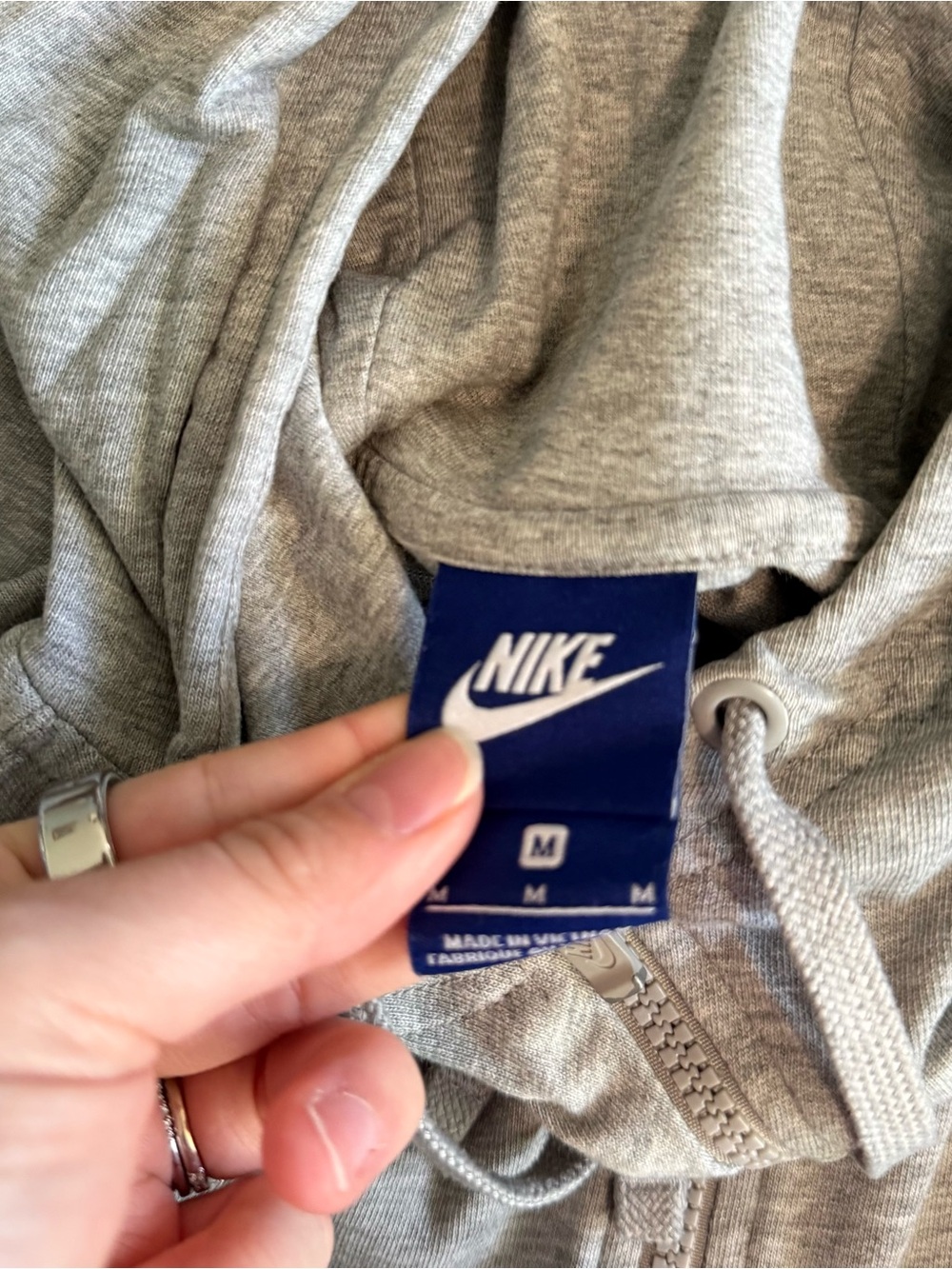 Nike jacket - Picture 3 of 3
